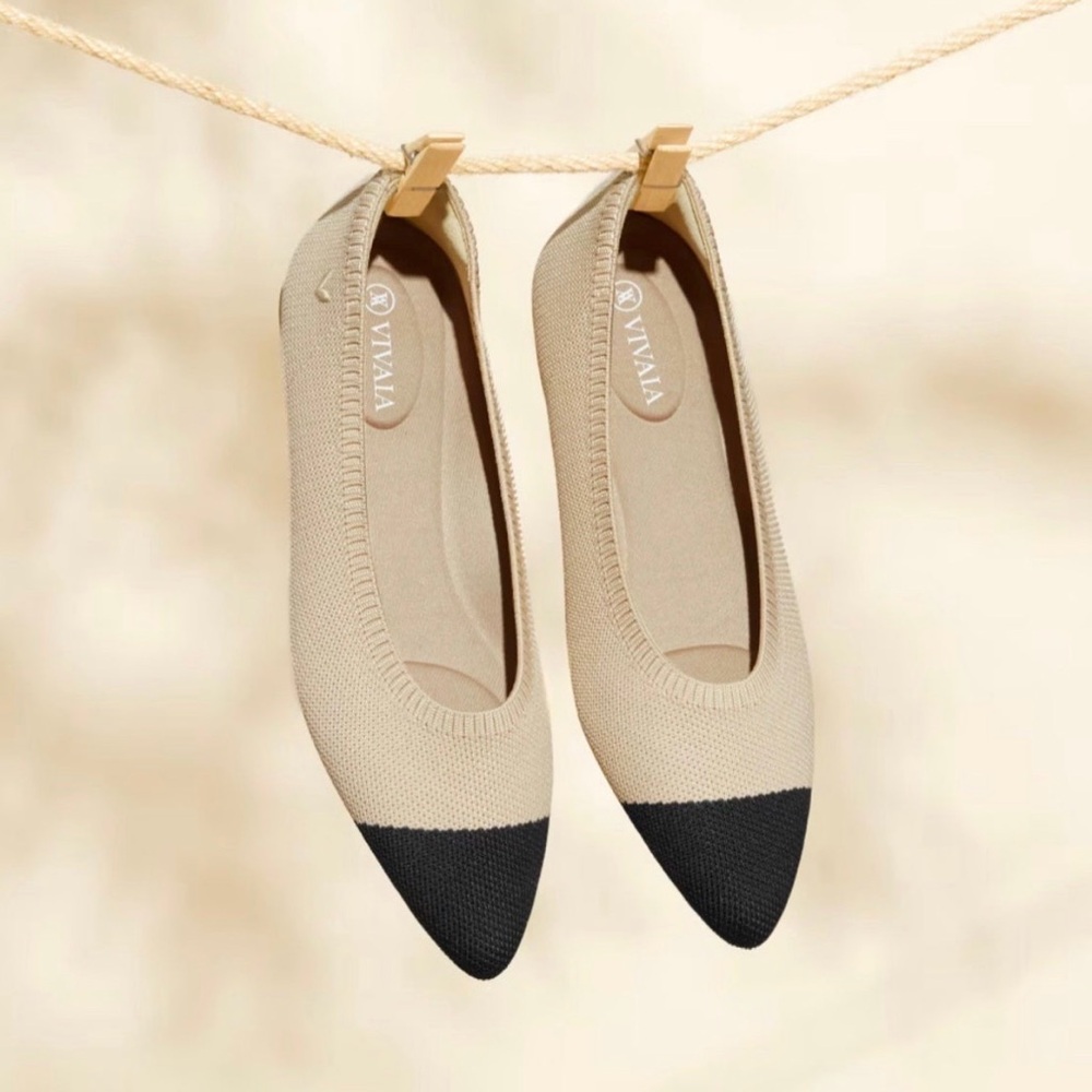 VIVAIA Women's Elegant Beige and Black Loafers
